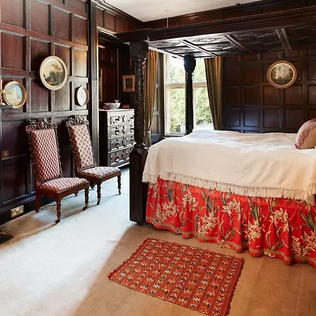 Langcliffe Hall Holiday home