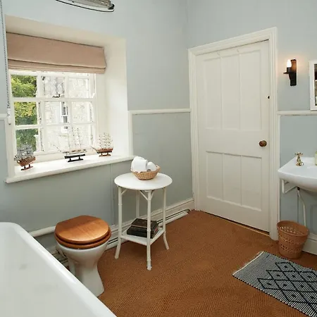 Langcliffe Hall Holiday home *