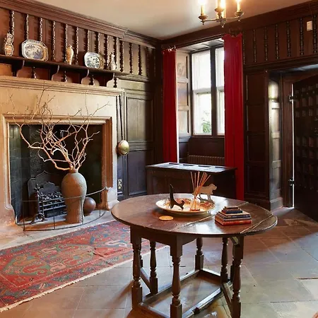 Prázdninový dům Langcliffe Hall *